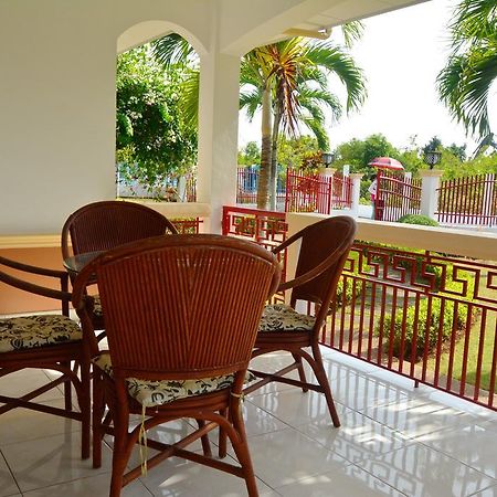 Olivia Resort Serviced Apartments And Bungalows Panglao Bagian luar foto