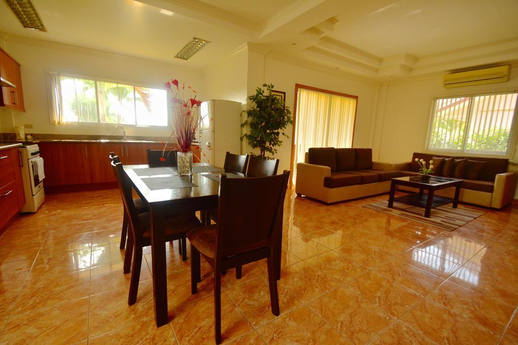 Olivia Resort Serviced Apartments And Bungalows Panglao Bagian luar foto